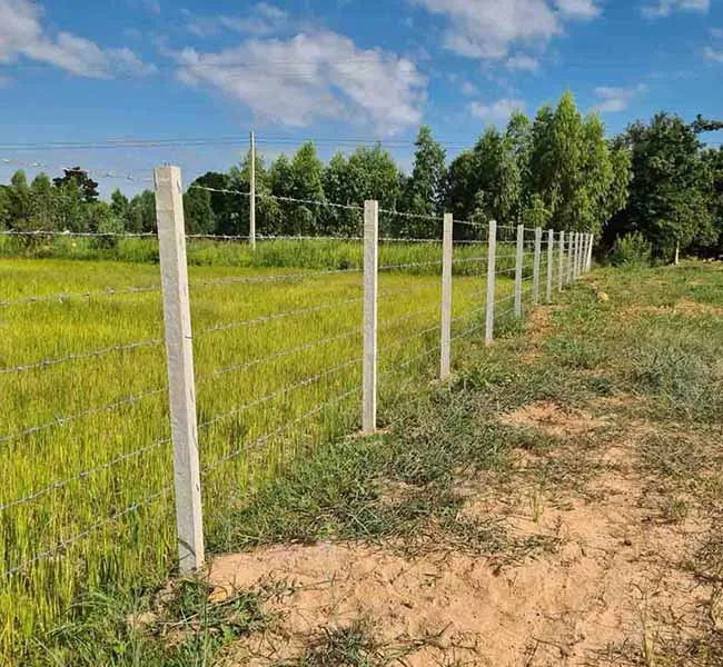 ชุดล้อมเสารั้วลวดหนาม 7 ชั้น